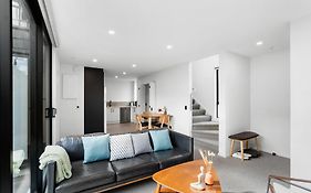 Luxurious City Retreat 3 Bed 3 Bath Near Cbd